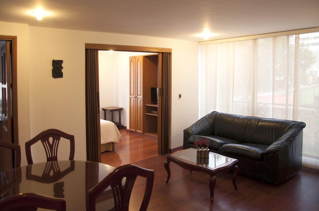 Apartaestudios Los Andes Bogota Room photo